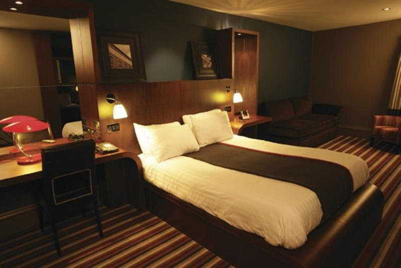 Village Birmingham Hotel Dudley