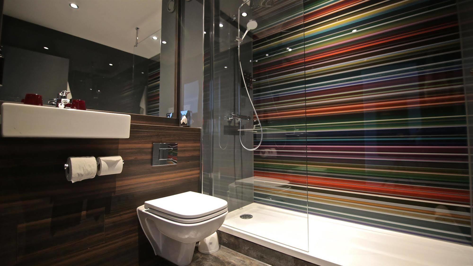 Village Birmingham Hotel